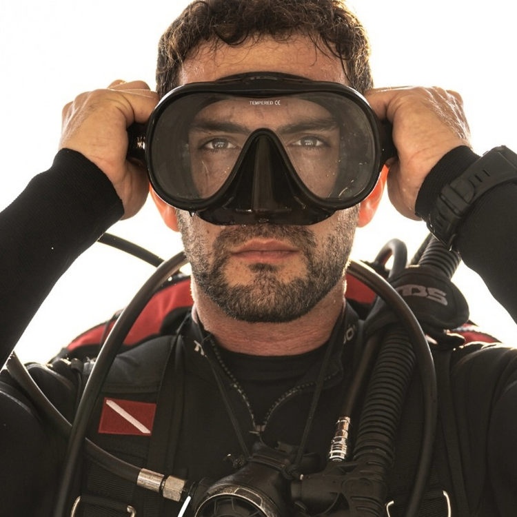 Máscaras y Tubos de Buceo